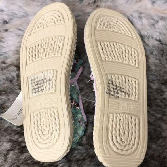 Bobbie Brooks Color Reversible Color Change shoes - Picture 2 of 5